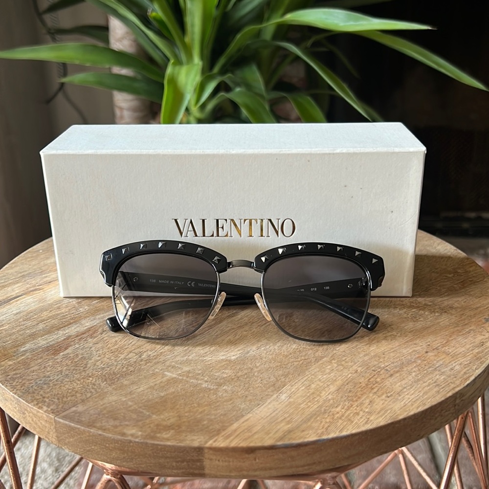 Valentino Rock Stud Sunglasses V112S